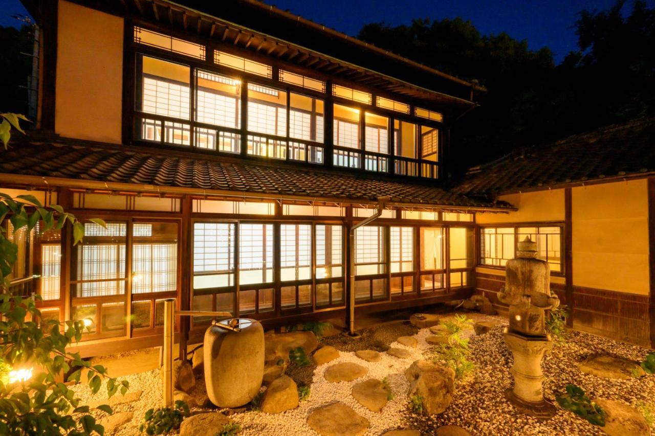 尾道別邸 Onomichi Villa 一日一組限定の尾道の最高級宿 無料p有 Экстерьер фото